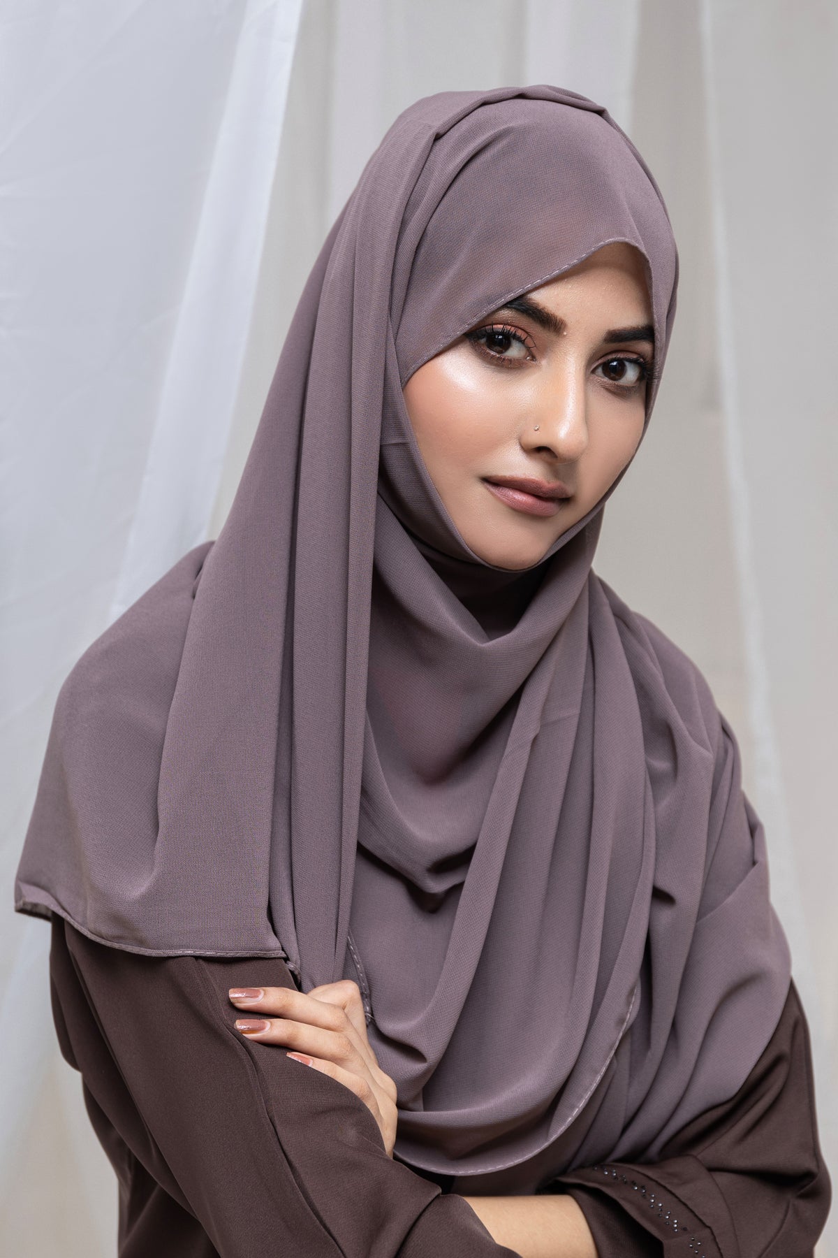 PLAIN-CHARCOAL