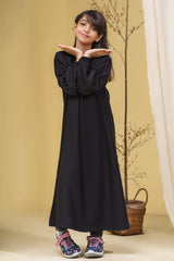 BLACK MODESTY