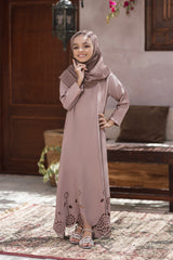 BEIGE CUTWORK