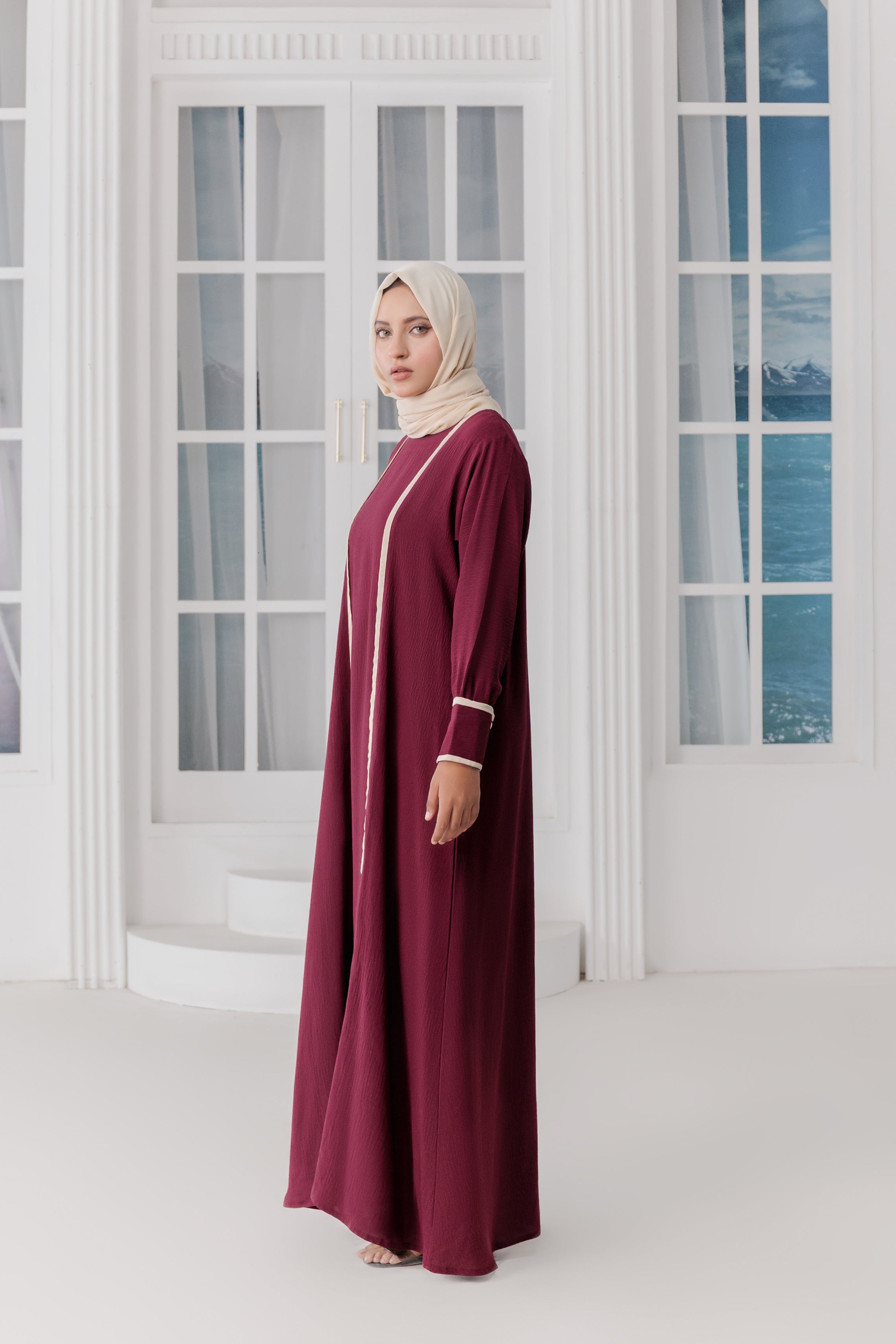 HIBA ABAYA