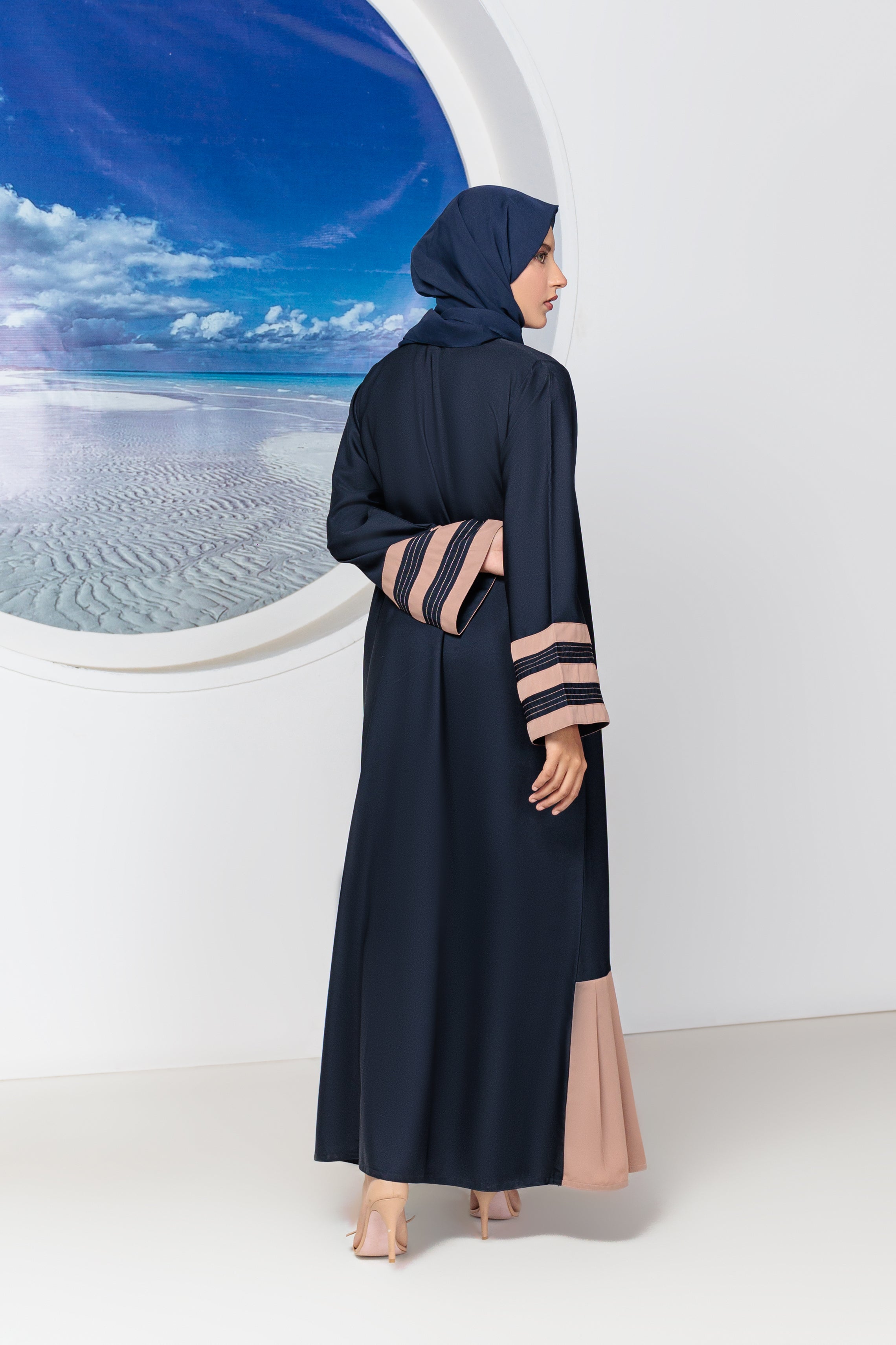 ASEEL ABAYA