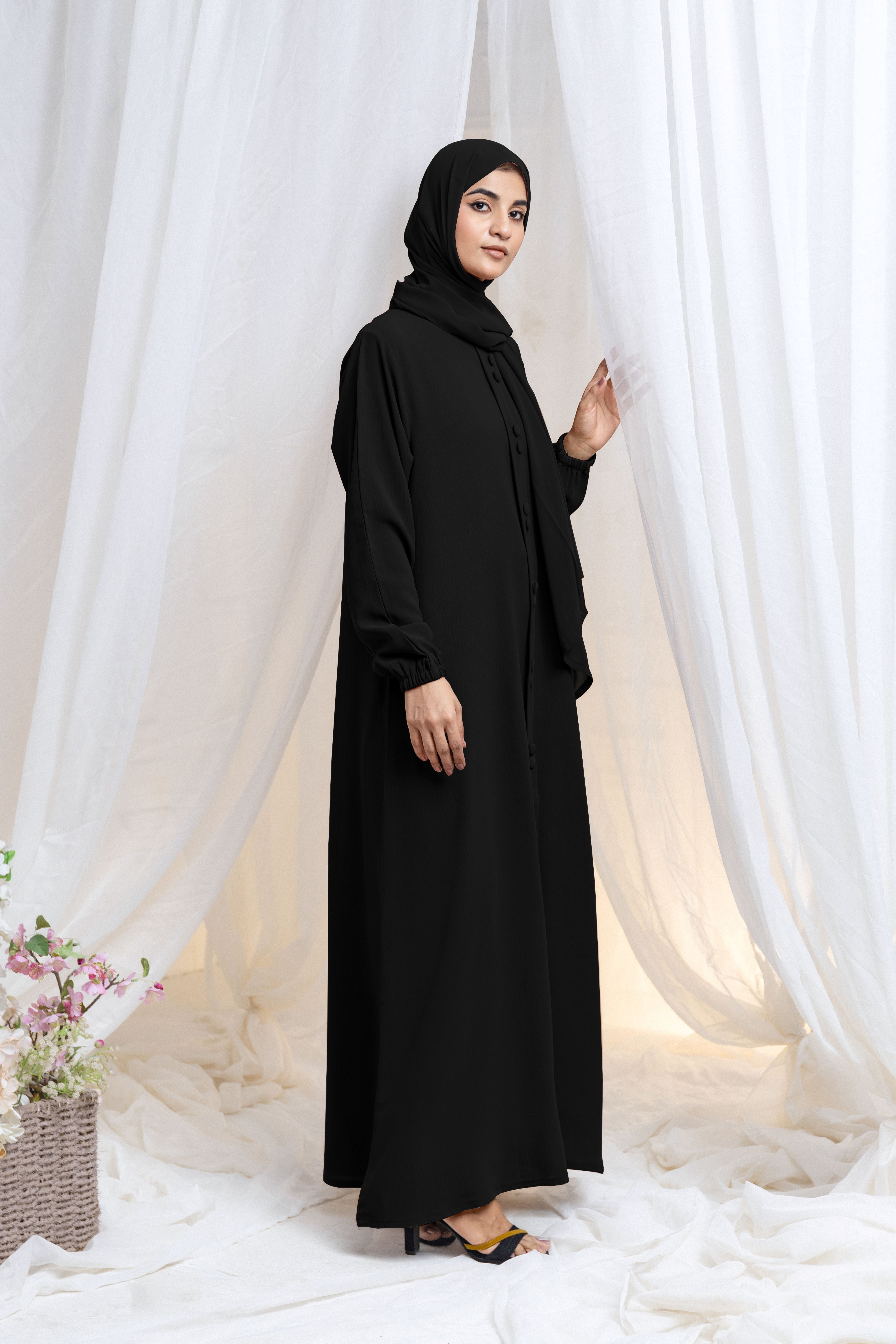NOOR AL QAMAR
