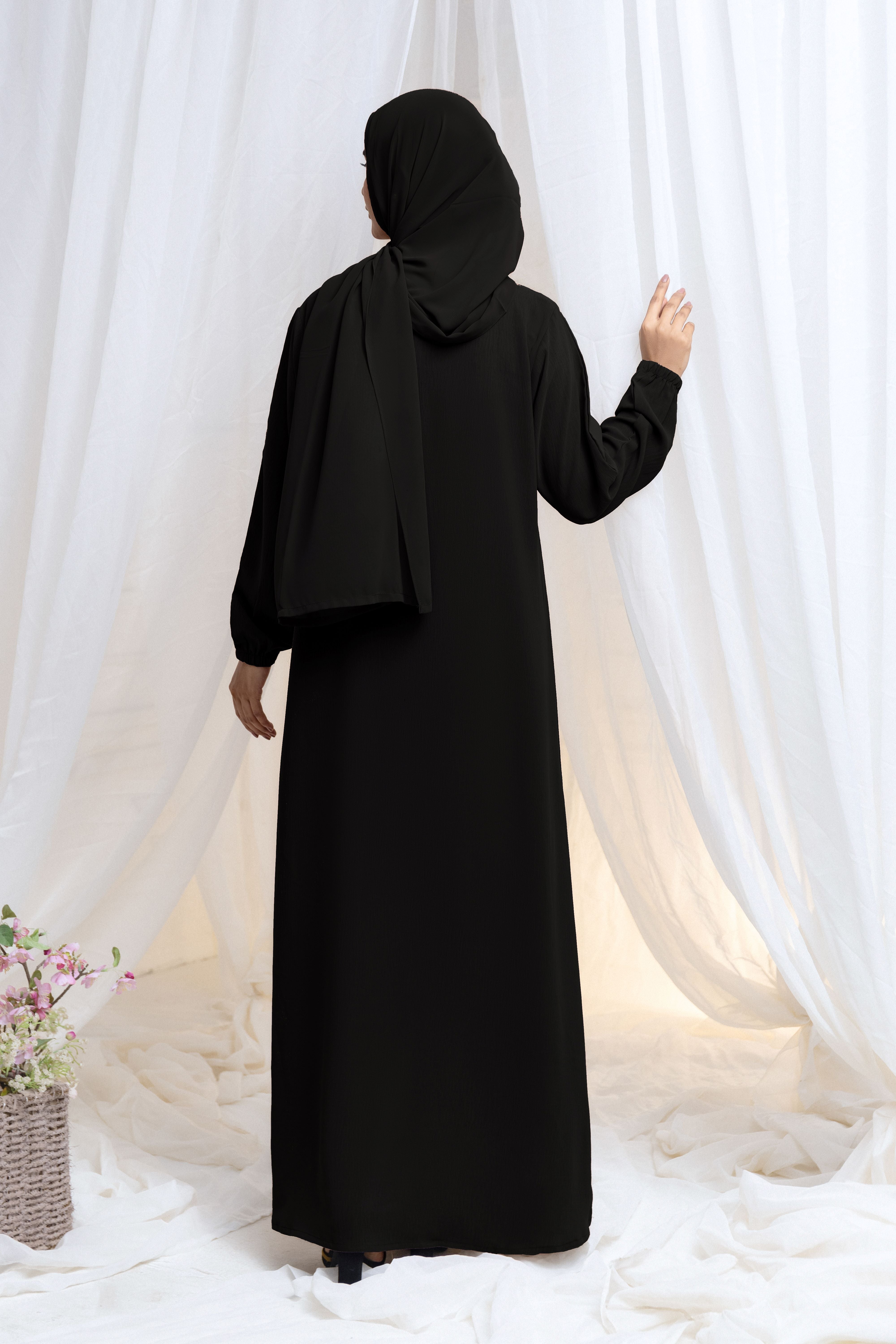 NOOR AL QAMAR