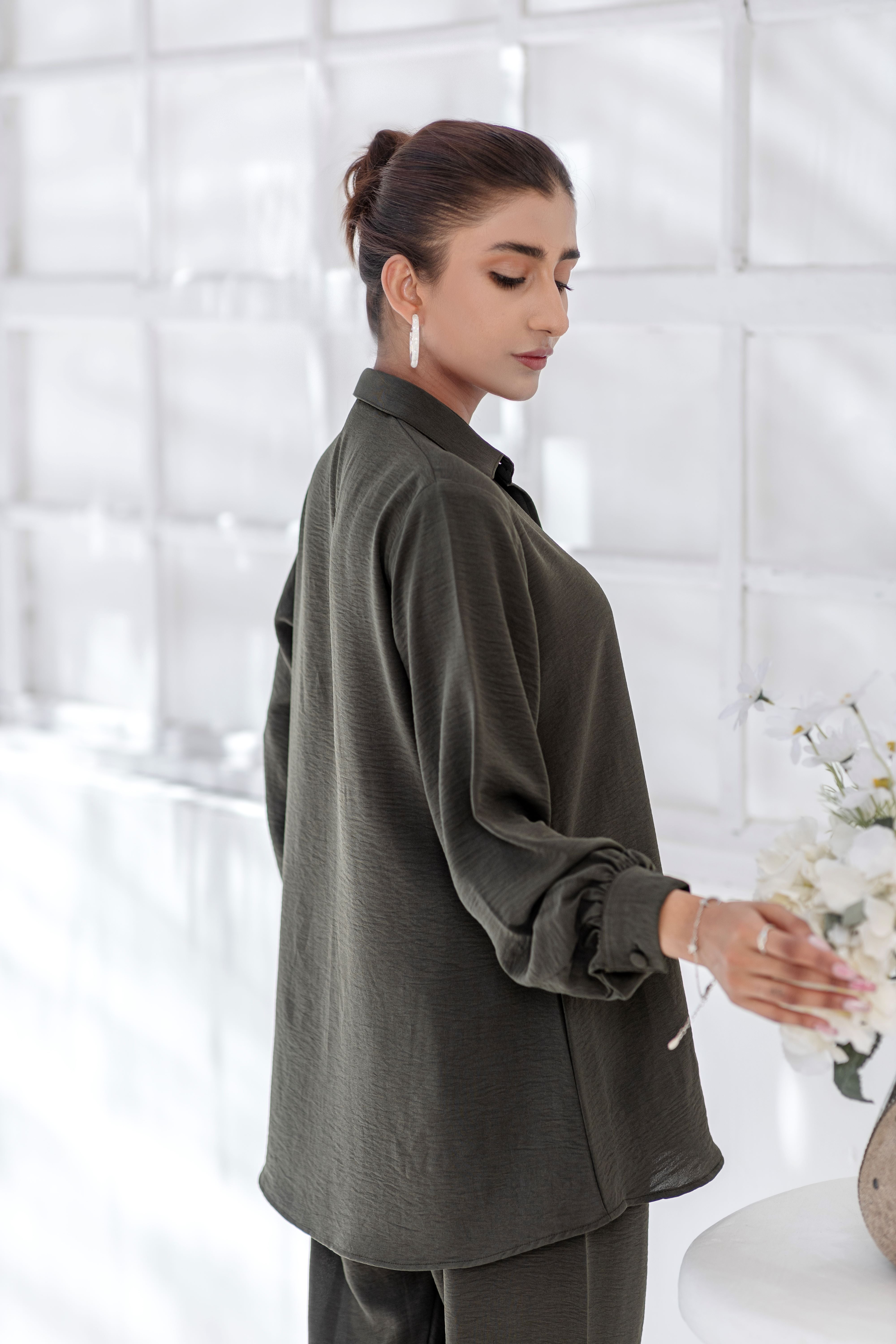 THE VIVIAN SET